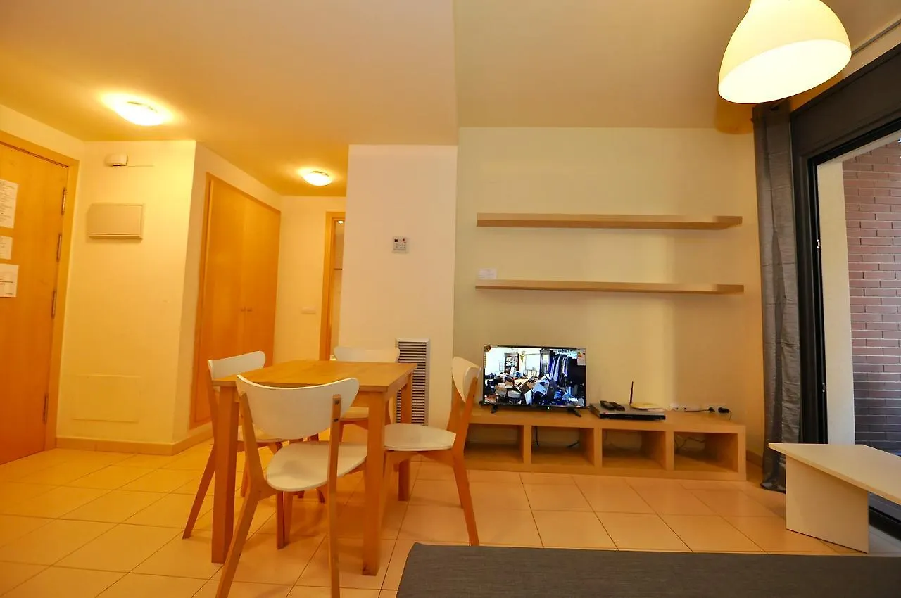 Apartments Diamond House - Lloretholiday - Granada Lloret de Mar