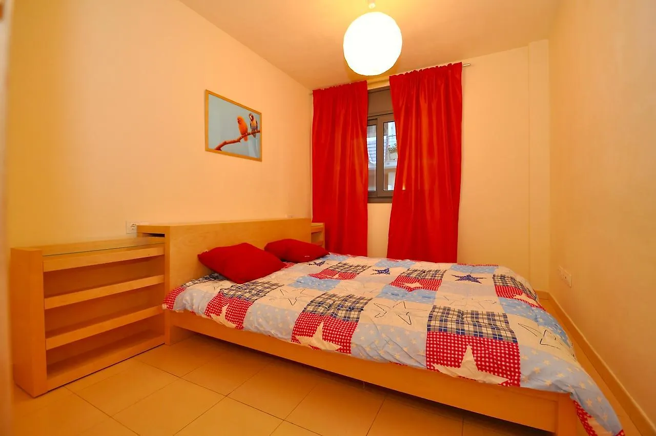 Apartments Diamond House - Lloretholiday - Granada location